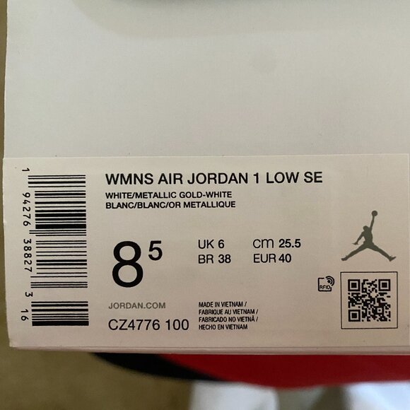 Wmns Air Jordan 1 Retro Low 'White Metallic Gold' – Size US 8.5 W - Picture 6 of 10